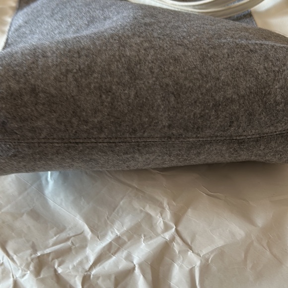 Woman two tone tote bag nwot - Picture 2 of 3